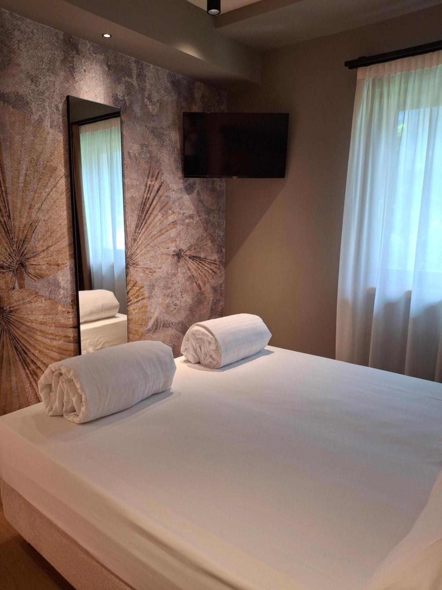 Hotel Dolomiti Saone Tione di Trento Bagian luar foto