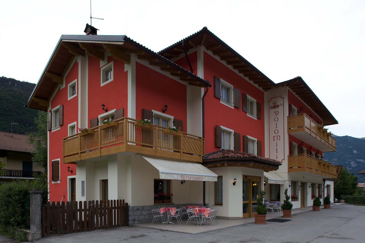 Hotel Dolomiti Saone Tione di Trento Bagian luar foto